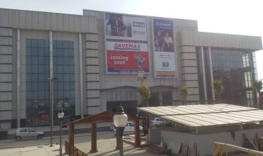 red mall ghaziabad, commercial investment