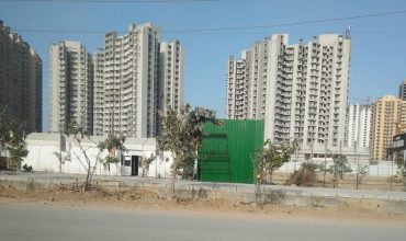 IDI London Mart, Noida Extension