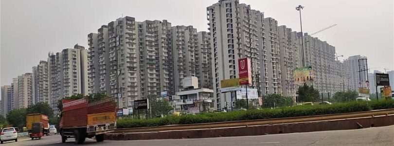 best residential societies for living in noida extension, apartments, flats, greater noida west