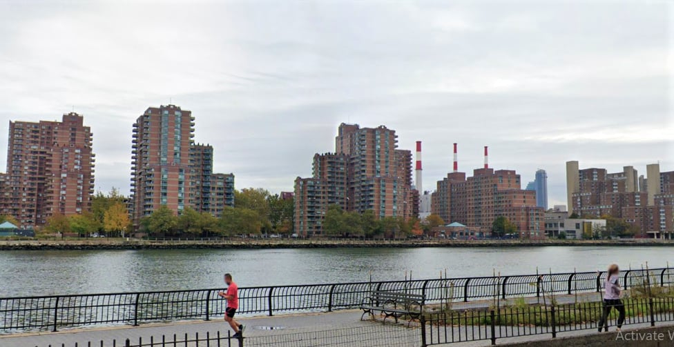 Manhattan Park Apartments Roosevelt Island NYC