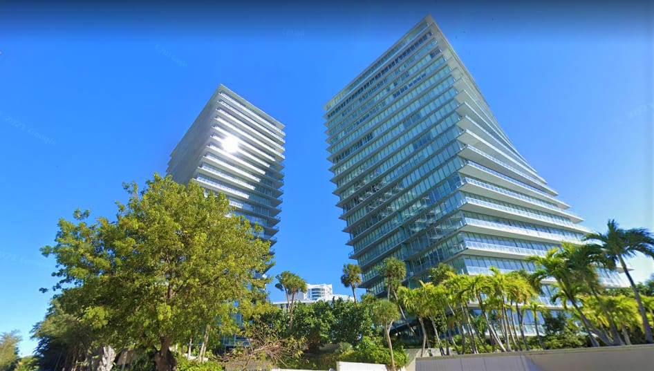 Grove at Grand Bay apartments condos miami usa